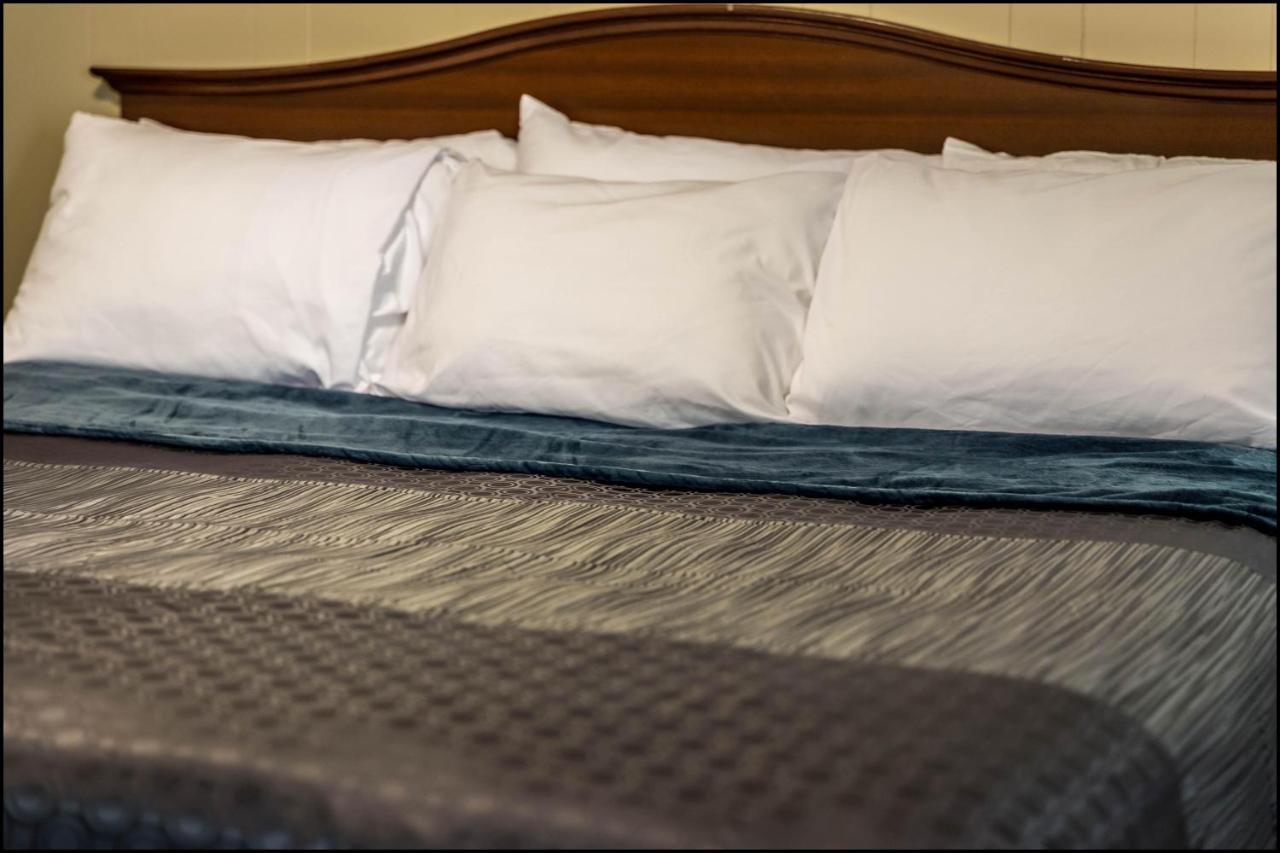 Marina Inn & Event Center Бренсън Екстериор снимка